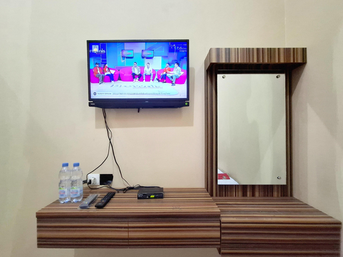 Others 4, RedDoorz Syariah near Exit Toll Pekalongan 2, Pekalongan