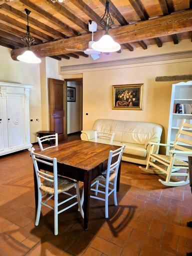Dining Room 24