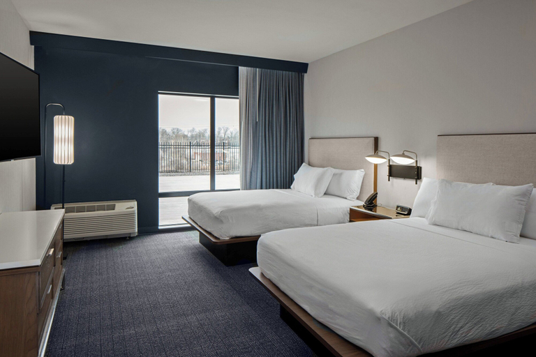 Bedroom 3, Courtyard by Marriott Jefferson City, Cole