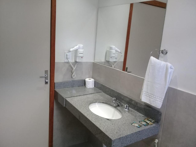 Bathroom 5, Hotel Dominguez Master Ltda., Nova Friburgo