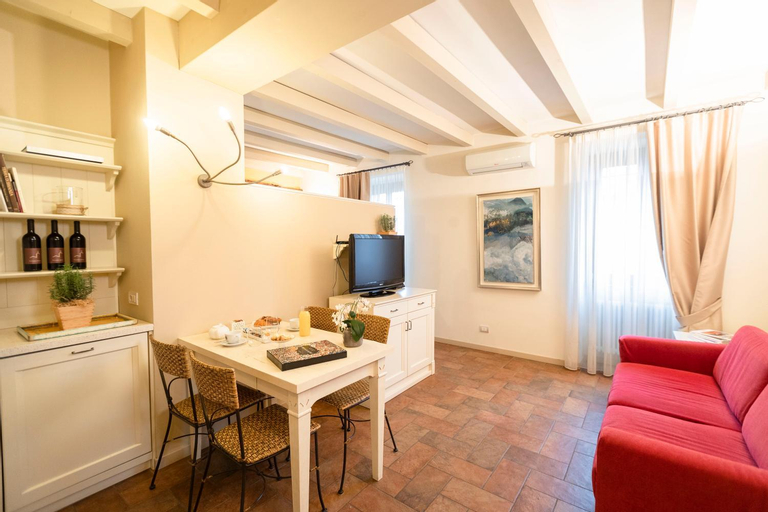 Dining Room 3