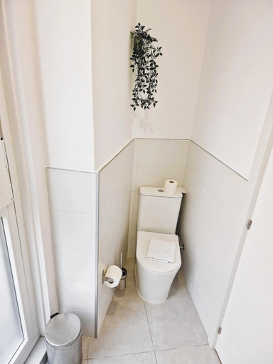 Bathroom 5, Hostal Comercial, Madrid