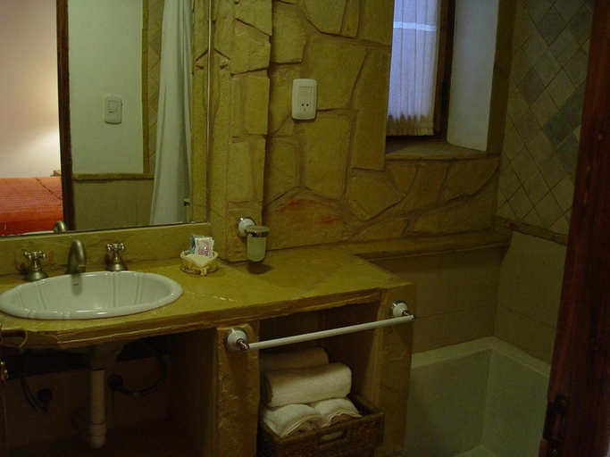 Bathroom 3, Rincon De Fuego, Tilcara