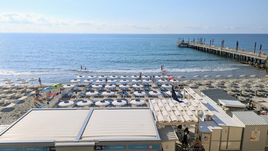 Exterior & Views 4, Appartamenti sul mare Alassio, Savona