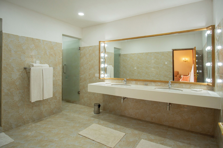 Bathroom 3, Samsara, Hikkaduwa