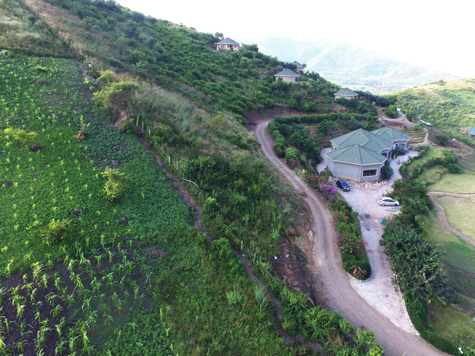 Others 5, Lake George View Resort, Busongora