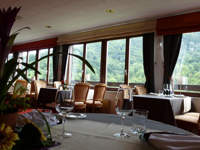 Food & Drinks 4, La Cascade, Doubs