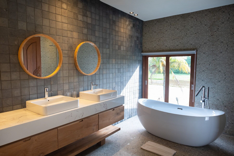 Bathroom 5