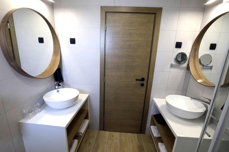 Bathroom 3, Villa Verica, Baška Voda