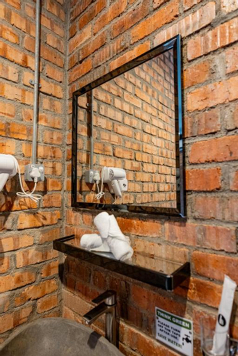 Bathroom 16