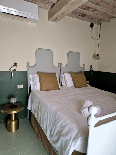Bedroom 13