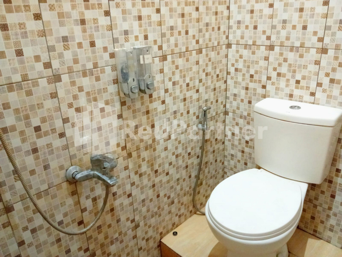 Bathroom 9