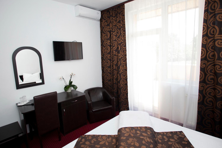 Bedroom 3, Hotel Terra, Oradea