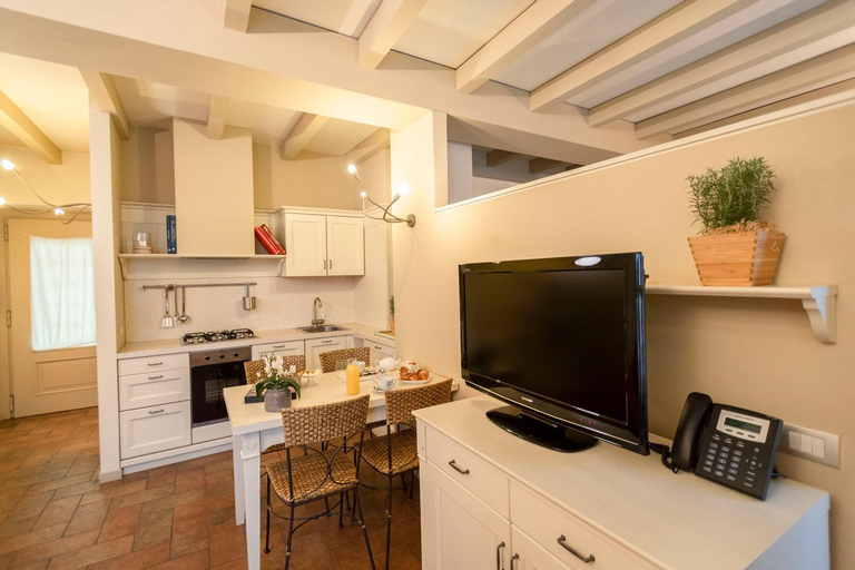 Dining Room 7