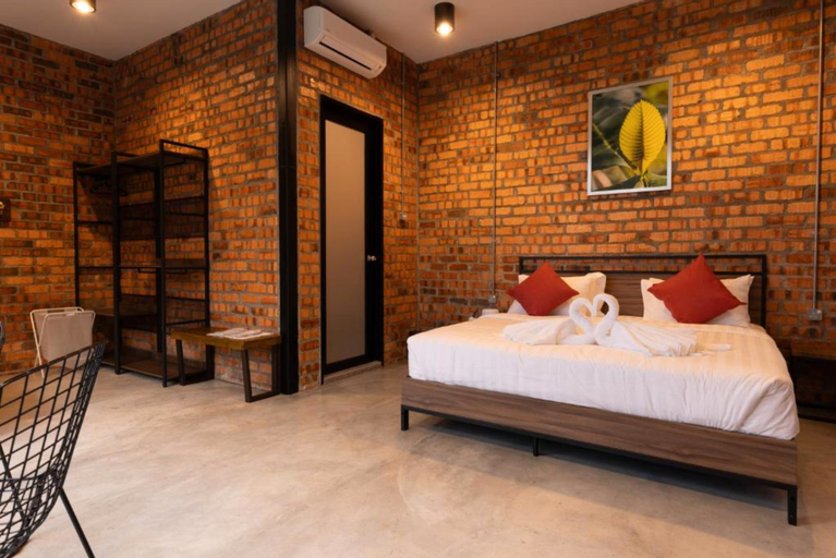 Bedroom 9