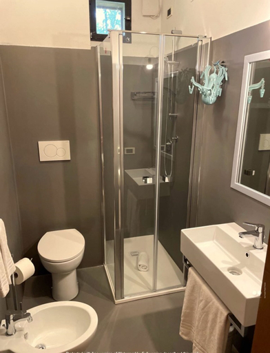 Bathroom 6