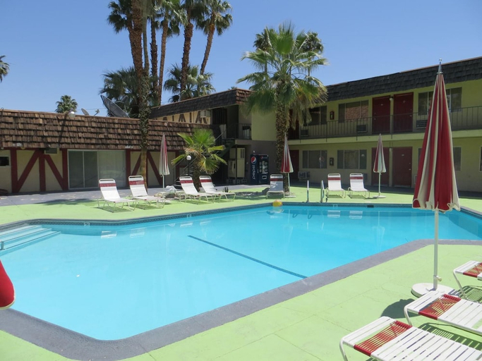 Sport & Beauty 3, Desert Lodge, Riverside