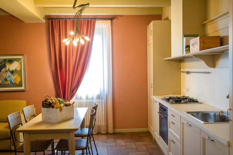 Dining Room 16
