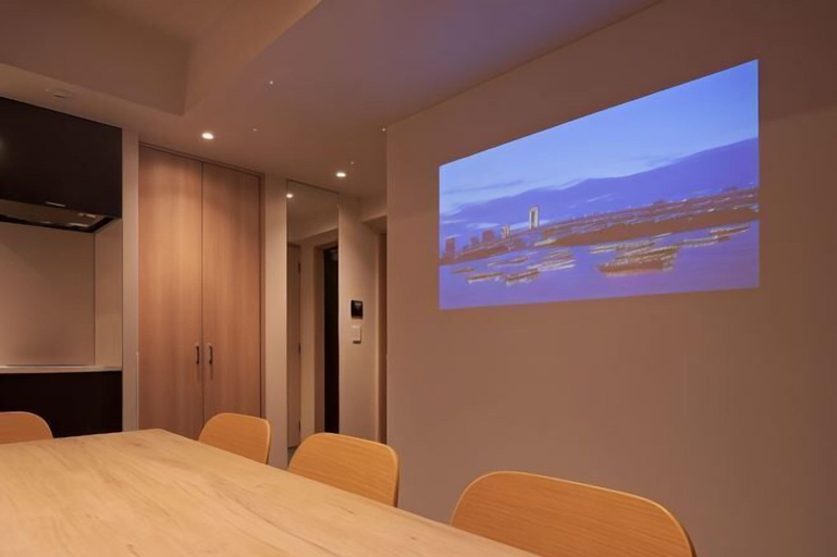 Meeting Room 16