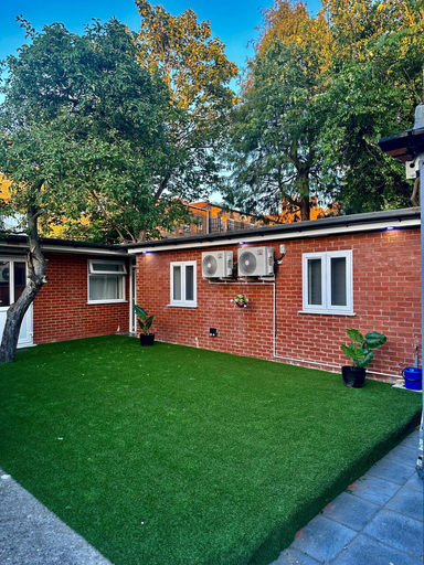 Exterior & Views 2, Cosy Rooms, London
