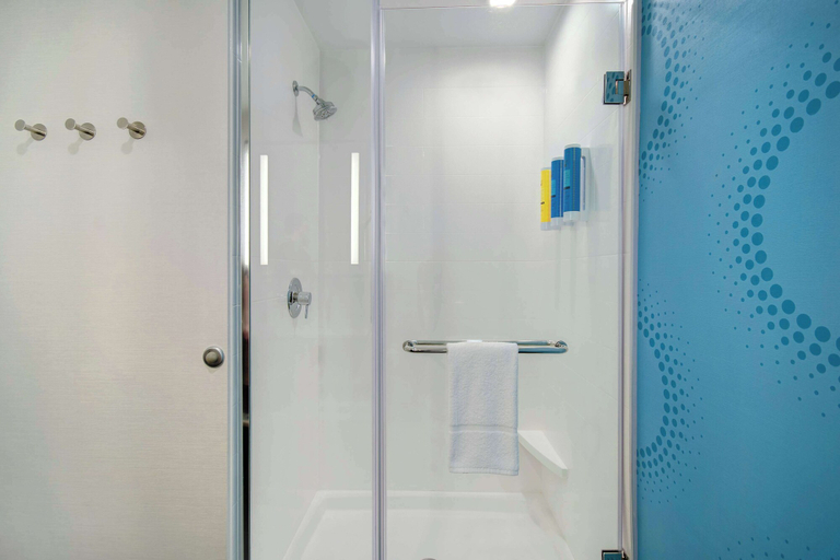 Bathroom 4, TRU BY Hilton Wake Forest Raleigh North, Wake