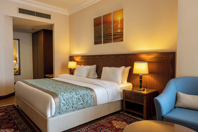 Bedroom 3, Jiyeh Marina Resort Hotel & Chalets, Chouf