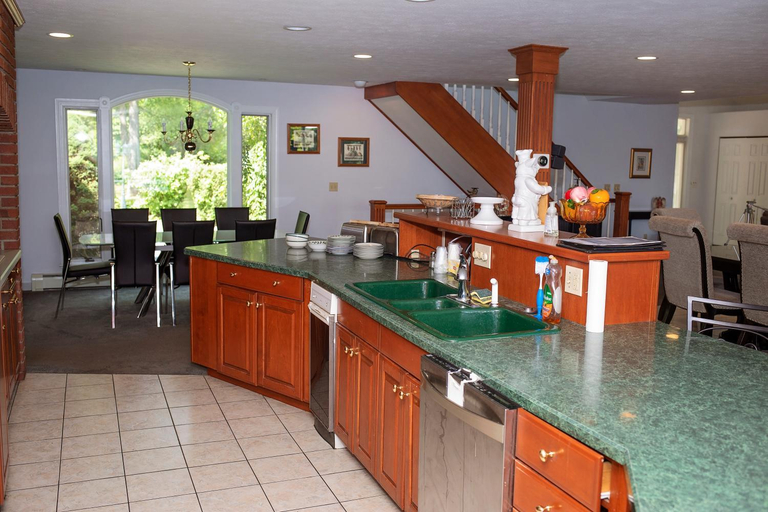 Others 3, Longhouse Manor B&B, Schuyler