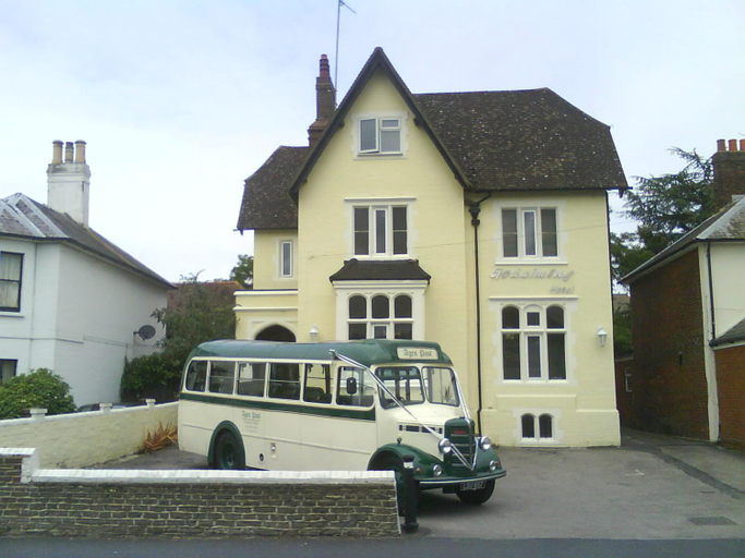 Exterior & Views 2, Godalming Hotel Guest House, Surrey
