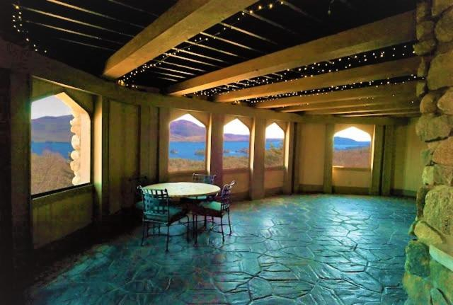 Sport & Beauty 2, HIGHLANDS CASTLE overlooking Lake George plus 2 other CASTLES & SUITES, Warren