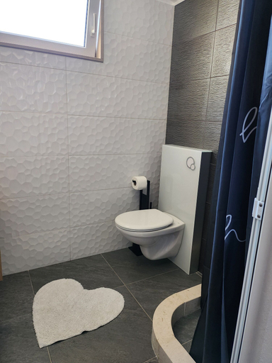 Bathroom 4, Apartments and Room Napoli, Bol