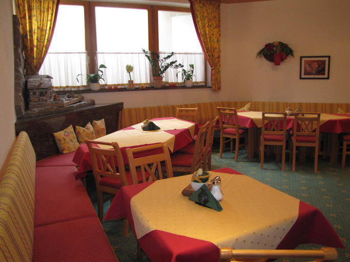 Food & Drinks 4, Hotel Garni Lawens, Landeck