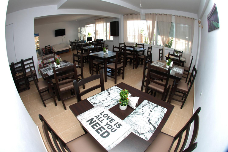 Food & Drinks 4, Eleana hotel& apartments , Sarandës