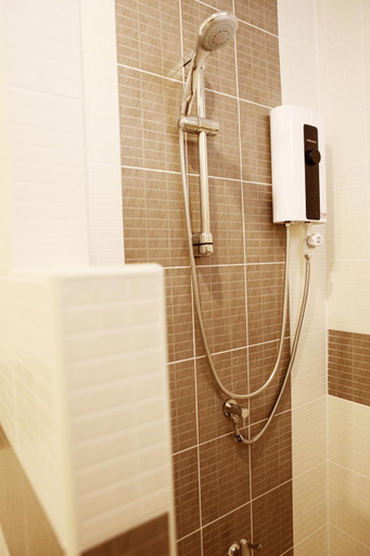 Bathroom 4, La Belle Hotel, Muang Chiang Rai