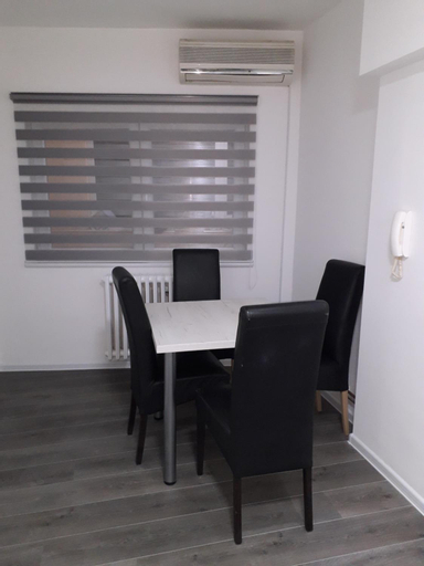 Dining Room 7
