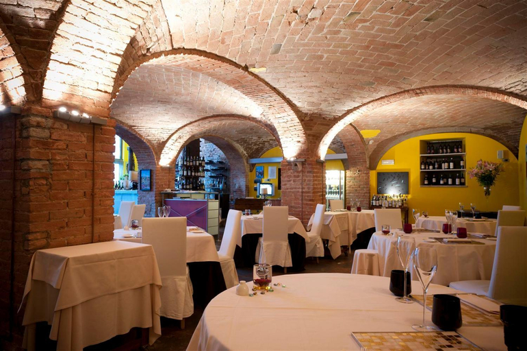 Food & Drinks 4, Albergo Cavallino, Alessandria