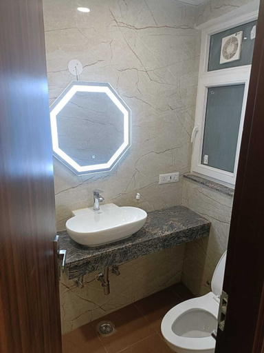 Bathroom 5, Hotel Sunrise Ecostay, Delhi