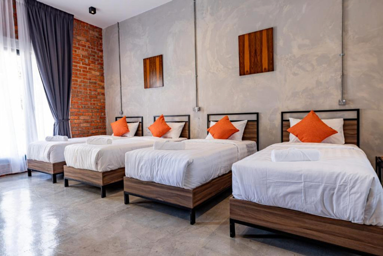 Bedroom 21