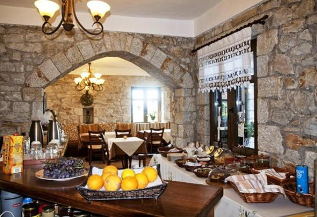 Food & Drinks, Meterizi Guesthouse, Peloponnese