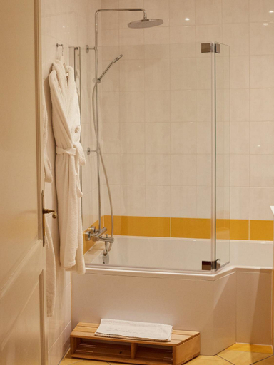Bathroom 2, Les Pres D'ondine, Bas-Rhin