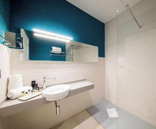 Bathroom 4, Petit Palace La Campana formerly known as Soho Boutique Sevilla, Sevilla