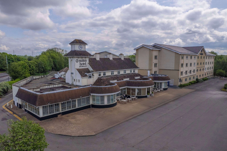 Exterior & Views 2, Best Western Premier Suites Hotel & Spa Liverpool-Knowsley, Knowsley