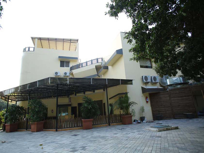 Exterior & Views 2, Hotel Saroj Sagar - Sagar, Sagar
