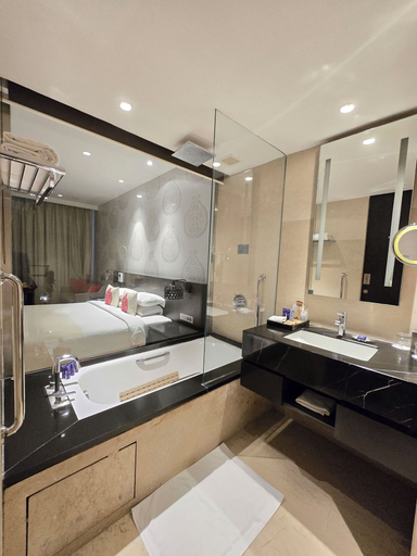 Bathroom 5, Vivanta Guwahati, Kamrup Metropolitan