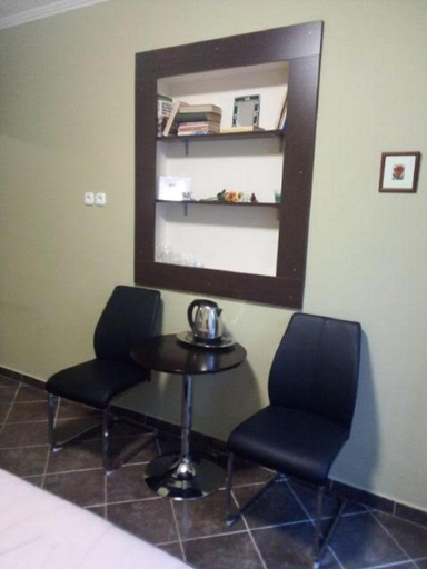 Others 4, Apartman Rachegy, Eger