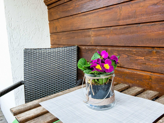 Others 2, Apartment in Otztal With Balcony, Imst