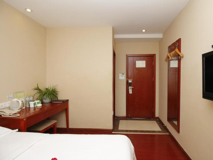 Bedroom 3, GreenTree Inn Rizhao Bus Terminal Station Business Hotel, Rizhao