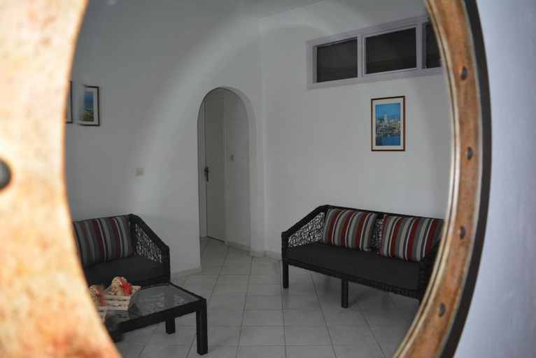 Public Area 2, Sunrise Studios, Attica