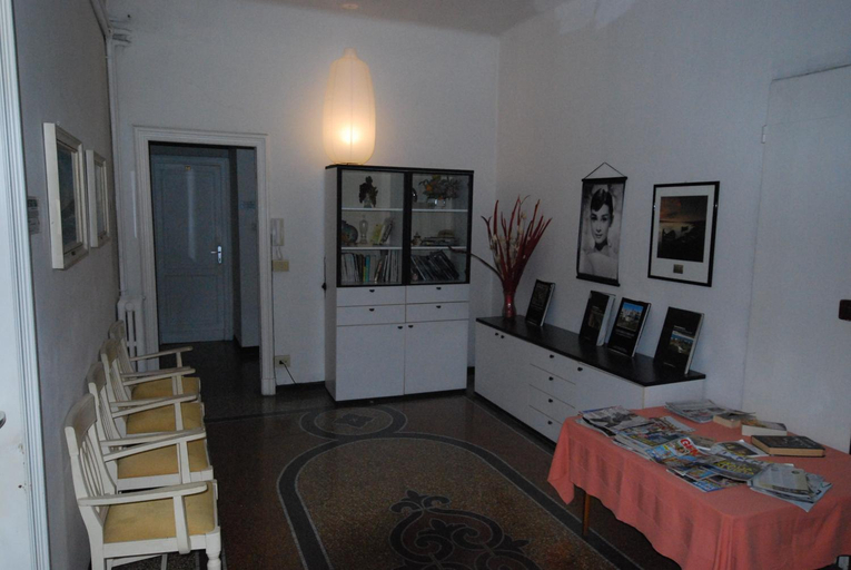 Bedroom 3, Albergo La Vela, Genova