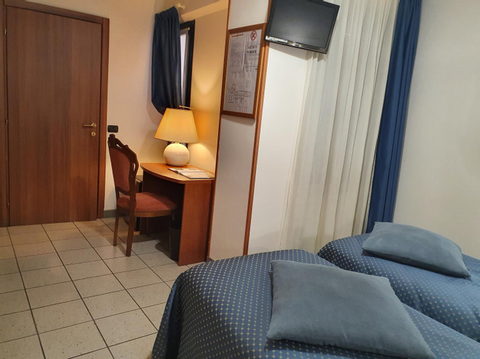 Bedroom 10