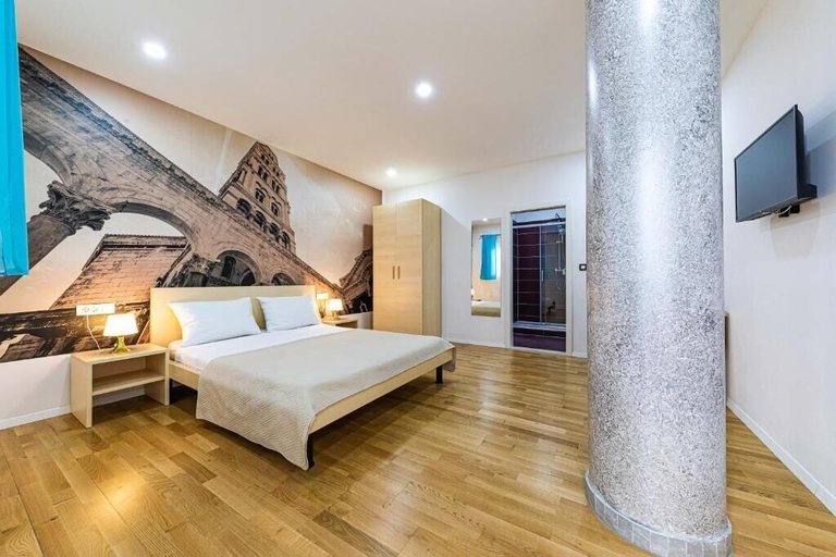 Bedroom 3, SPLIT CITY ROOMS, Split